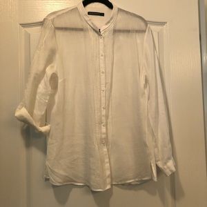 Beautiful white pin tucked blouse.